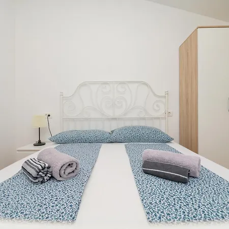 House Plovanija Villa Poljice(Krk)