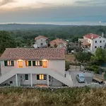 Villa House Plovanija *